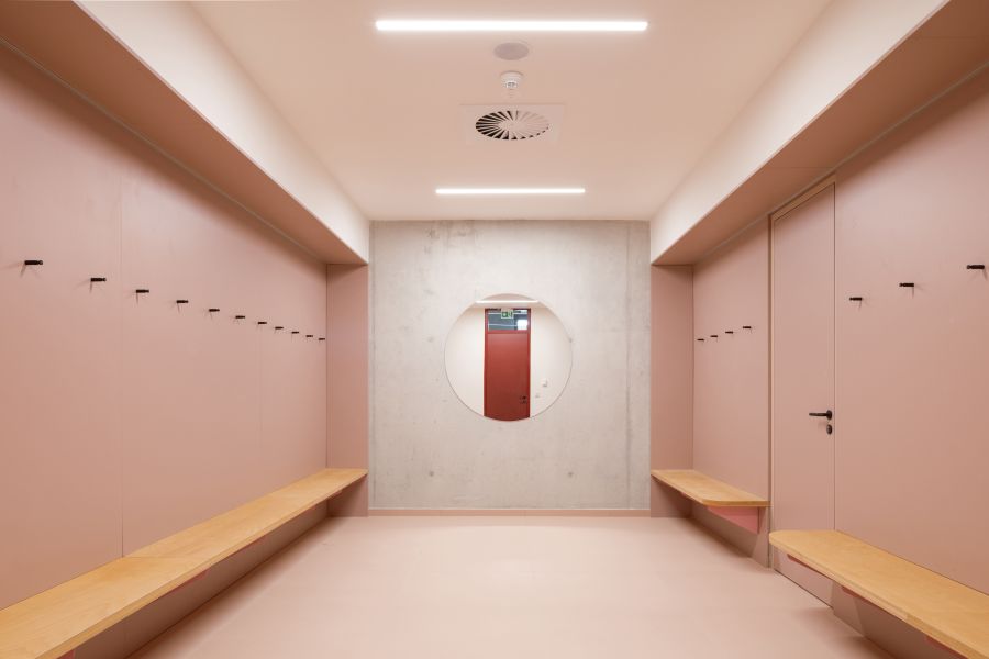 Odolné a funkční vybavení školy a jednotlivých učeben