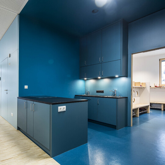 Náhradní díly a montážní práce